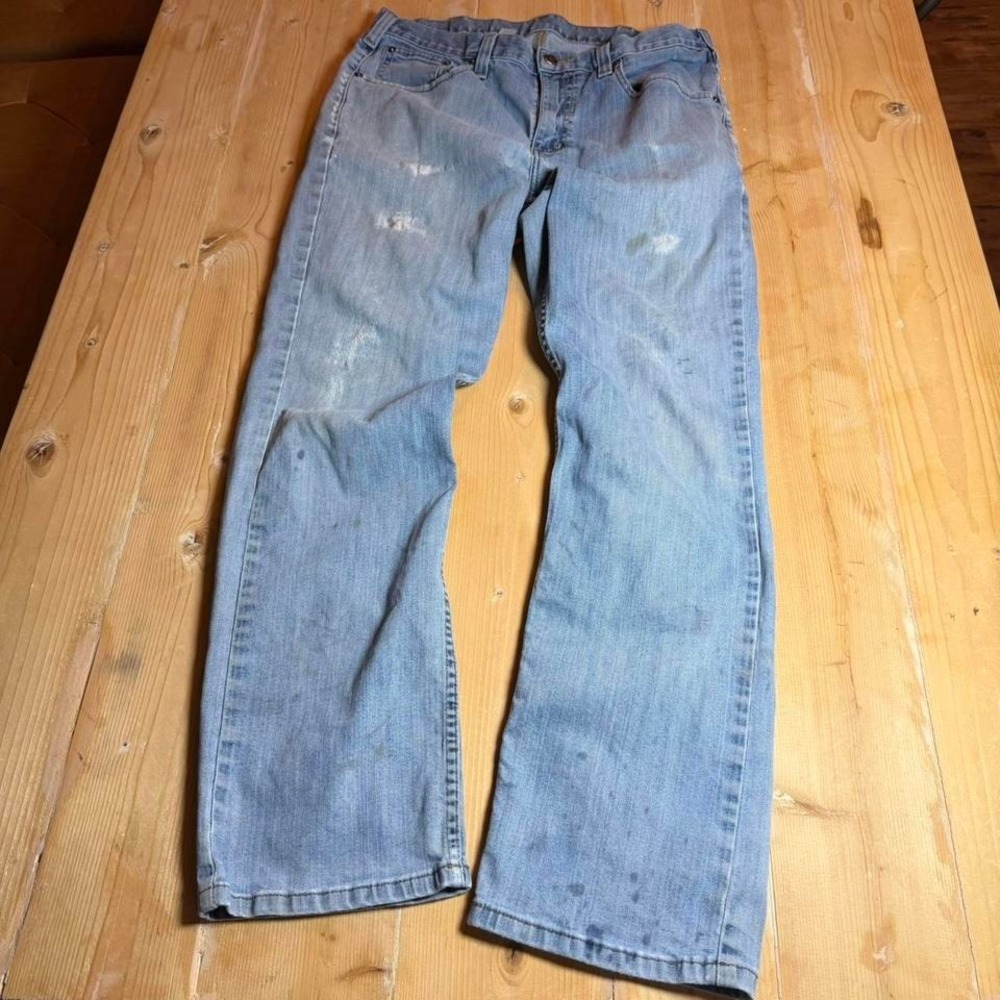 Carhartt light wash‎ loose fit jeans. Distressing all over 33x30